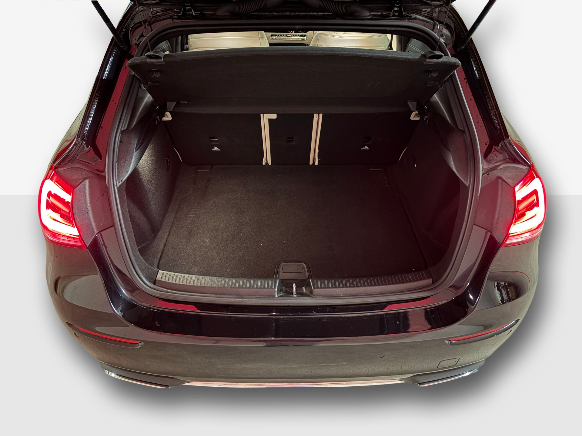 MERCEDES-BENZ A 200 Progressive 7G-DCT-image-8