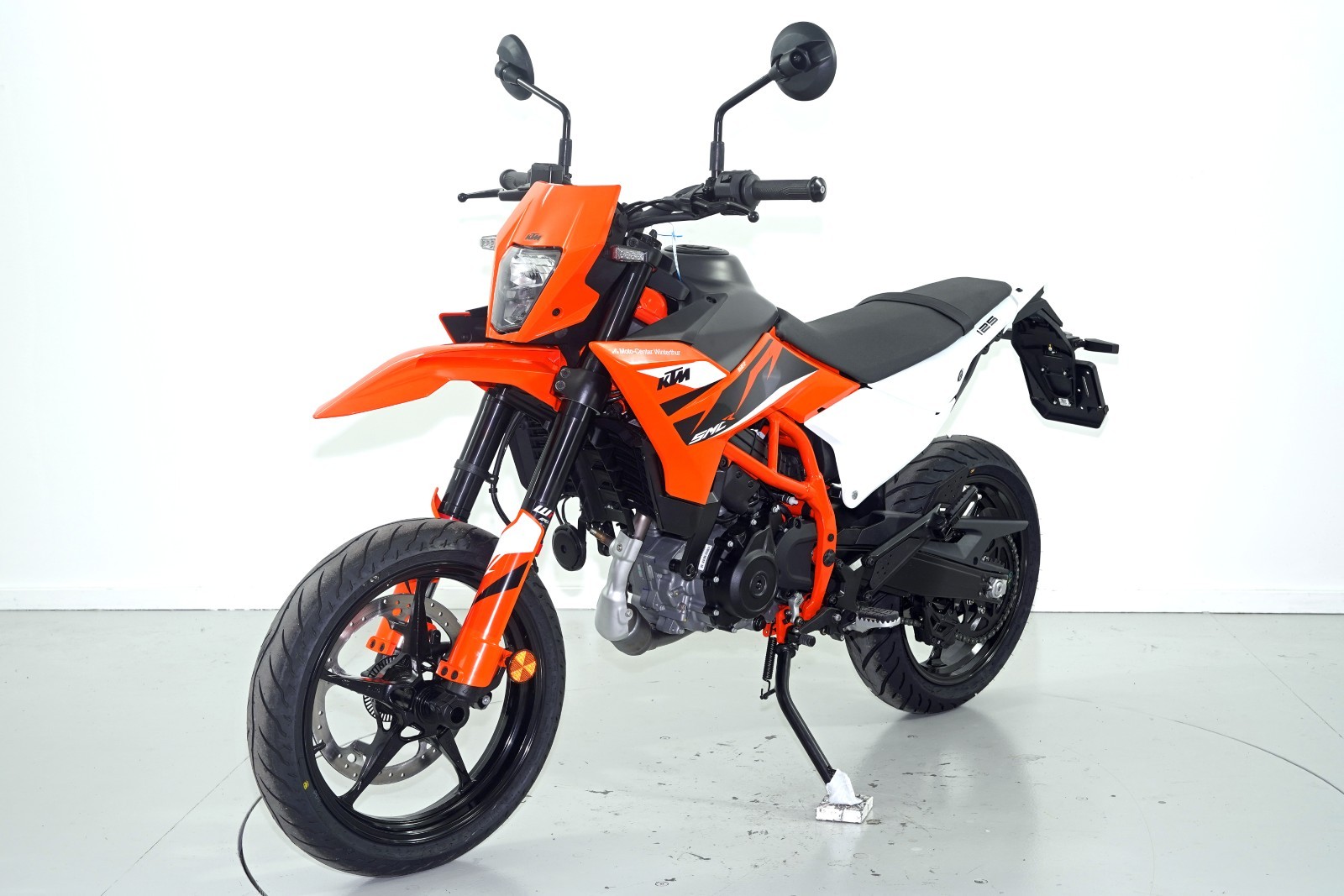 KTM 125 SMC R ABS-image-2