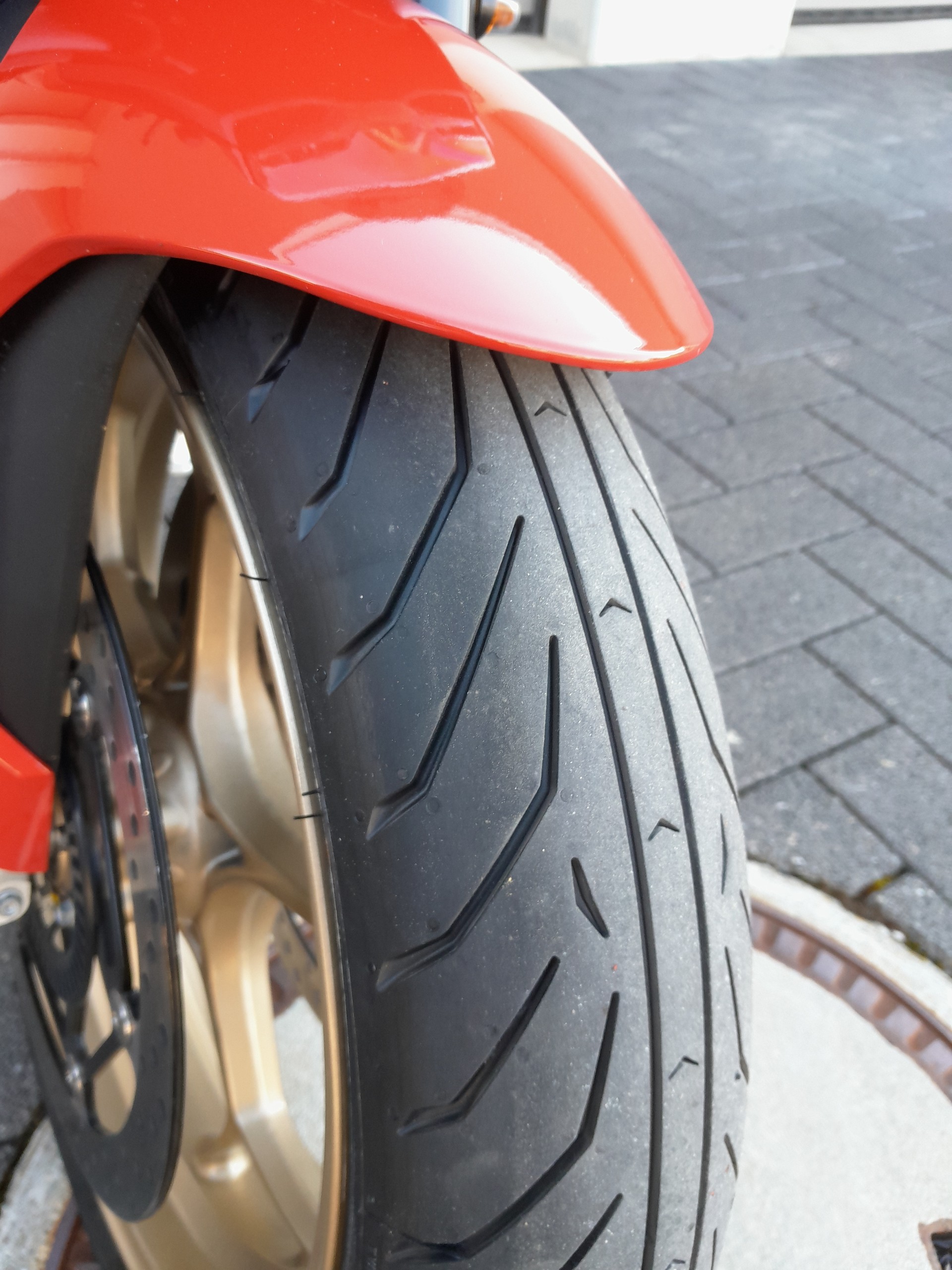 MOTO GUZZI V100 Mandello-image-6