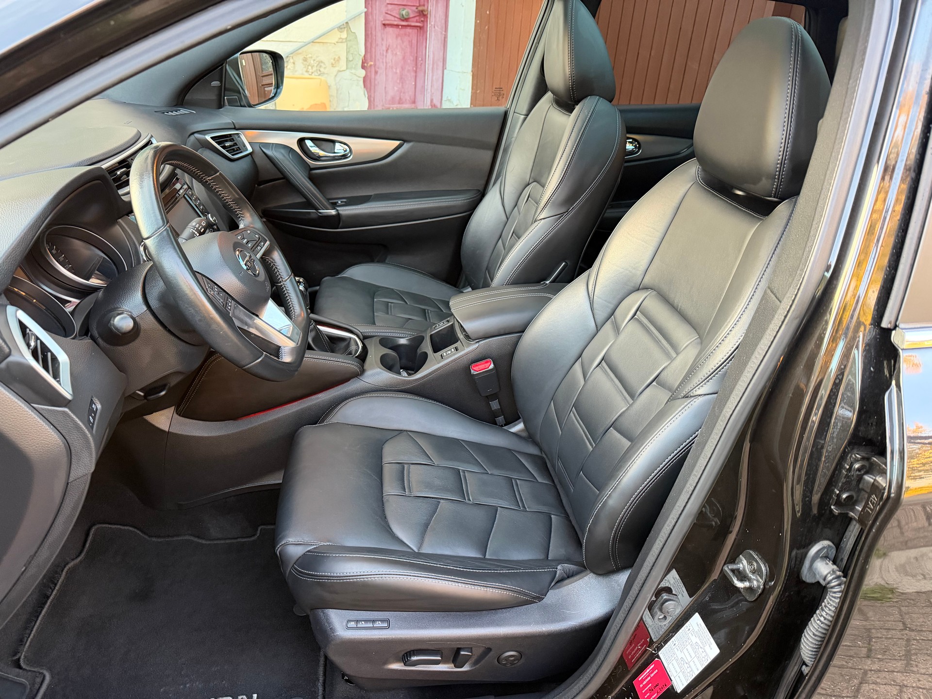 NISSAN Qashqai 1.6 dCi tekna+ ALL-MODE 4x4-image-5