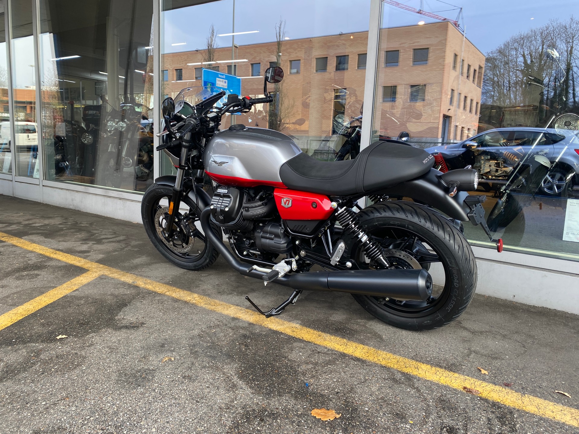 MOTO GUZZI V7/850 Stone Corsa-image-9