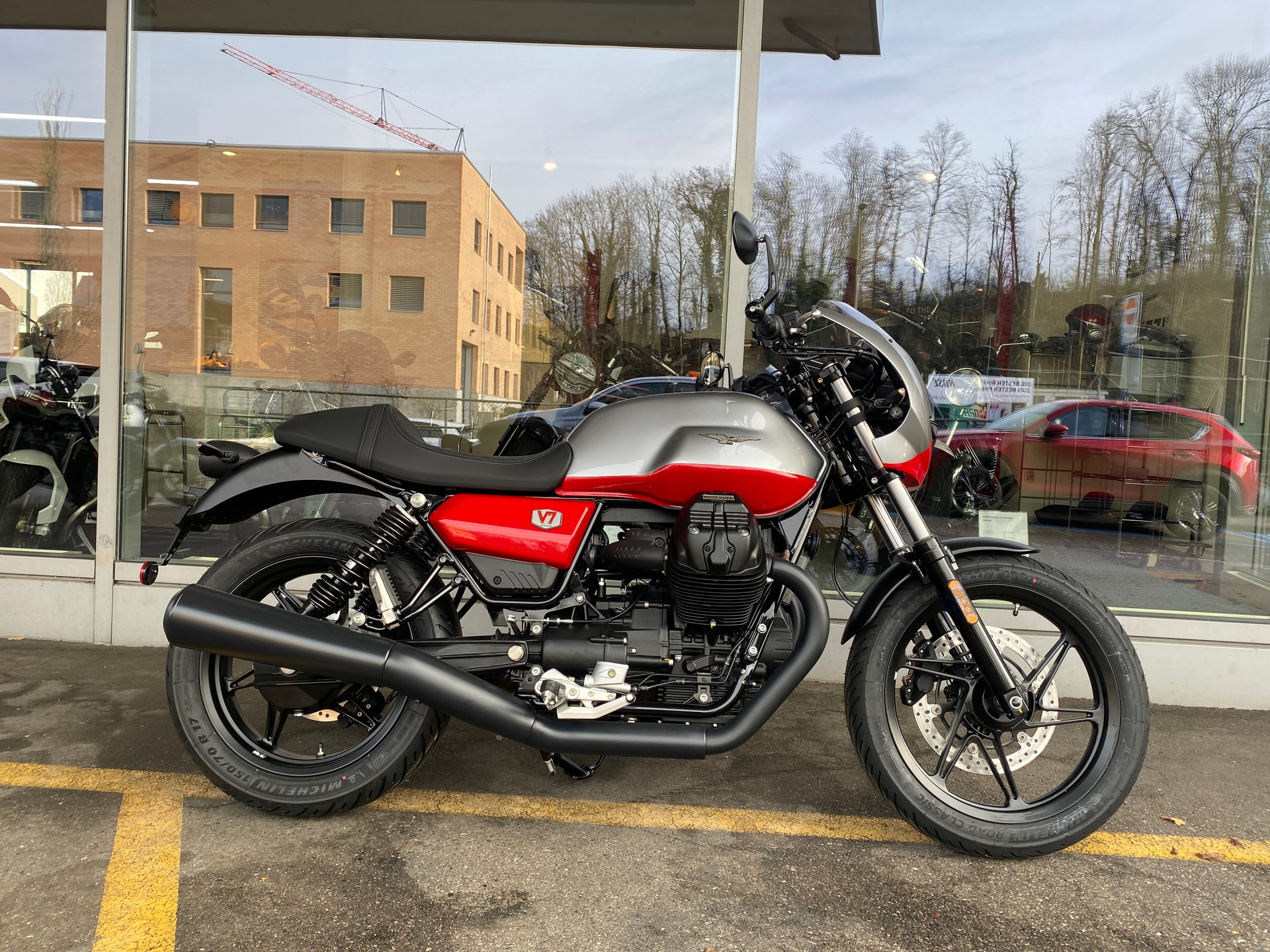 MOTO GUZZI V7/850 Stone Corsa-image-1