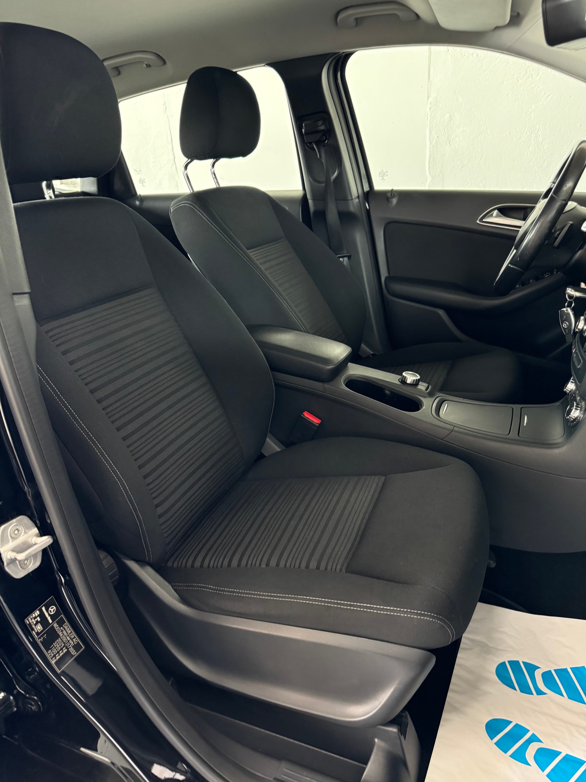 MERCEDES-BENZ B 180 CDI 7G-DCT-image-17