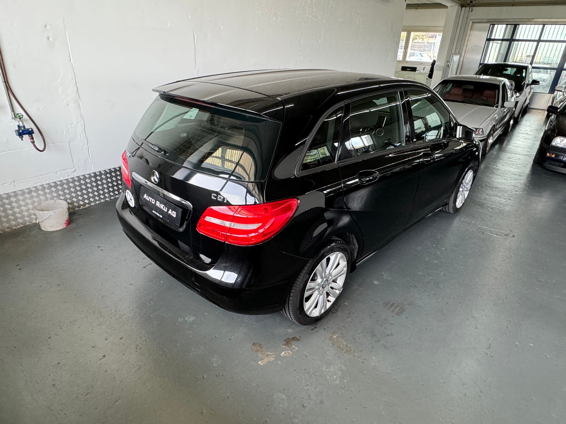 MERCEDES-BENZ B 180 CDI 7G-DCT-image-6