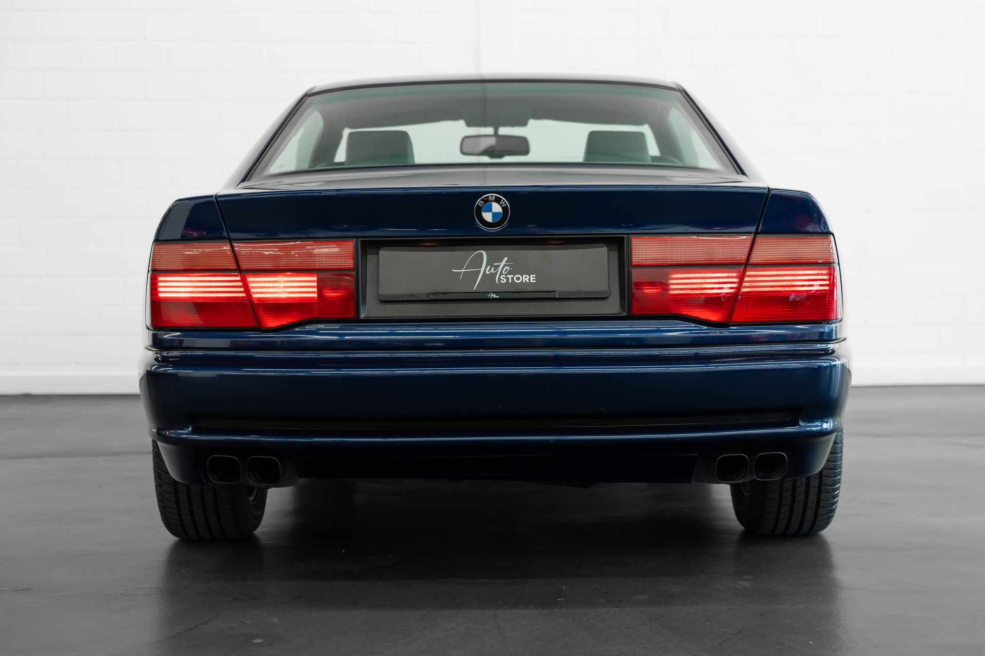 BMW 850i A-image-7