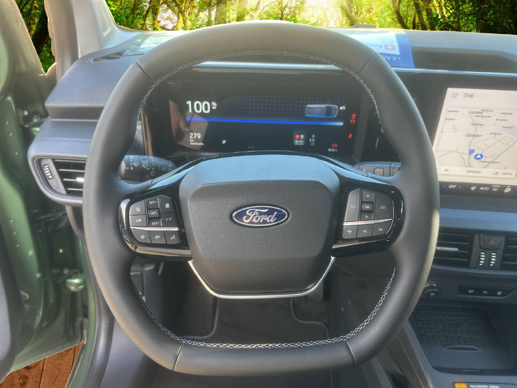 FORD E-Tourneo Courier Active-image-7