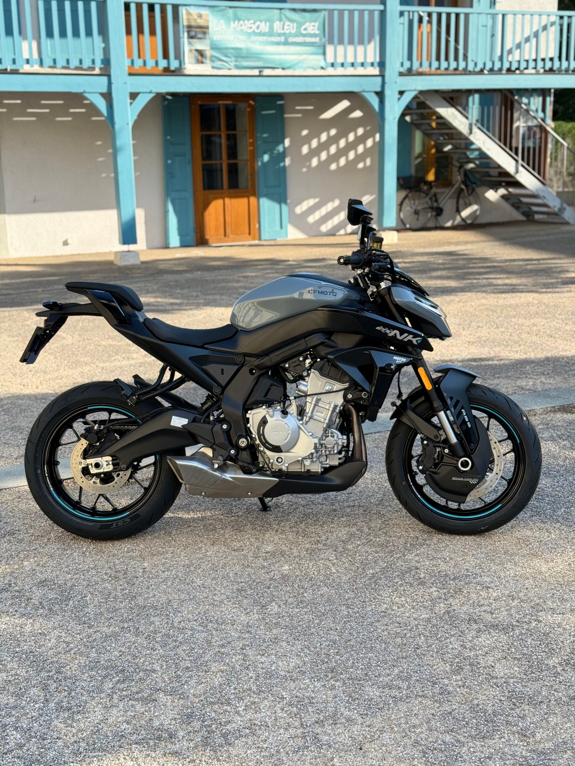 CF MOTO 675NK-image-2