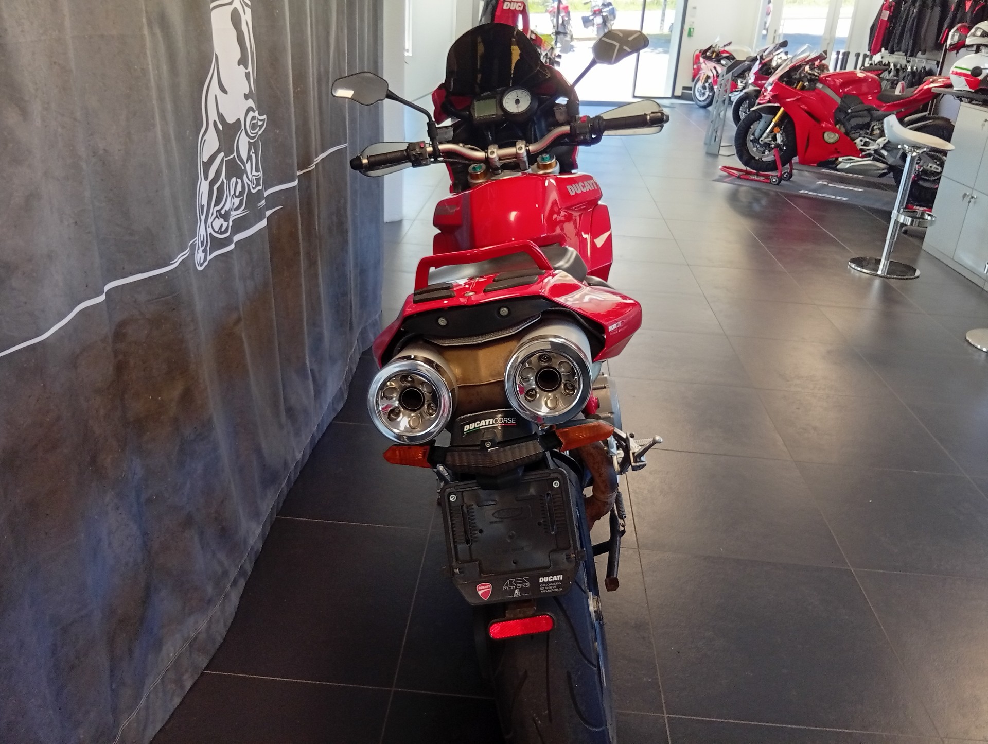 DUCATI Multistrada 1100 S-image-10