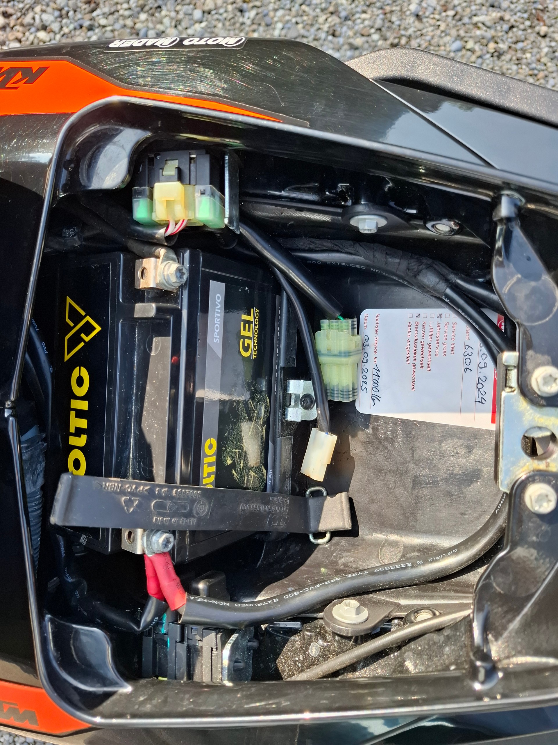 KTM 690 Duke ABS-image-8