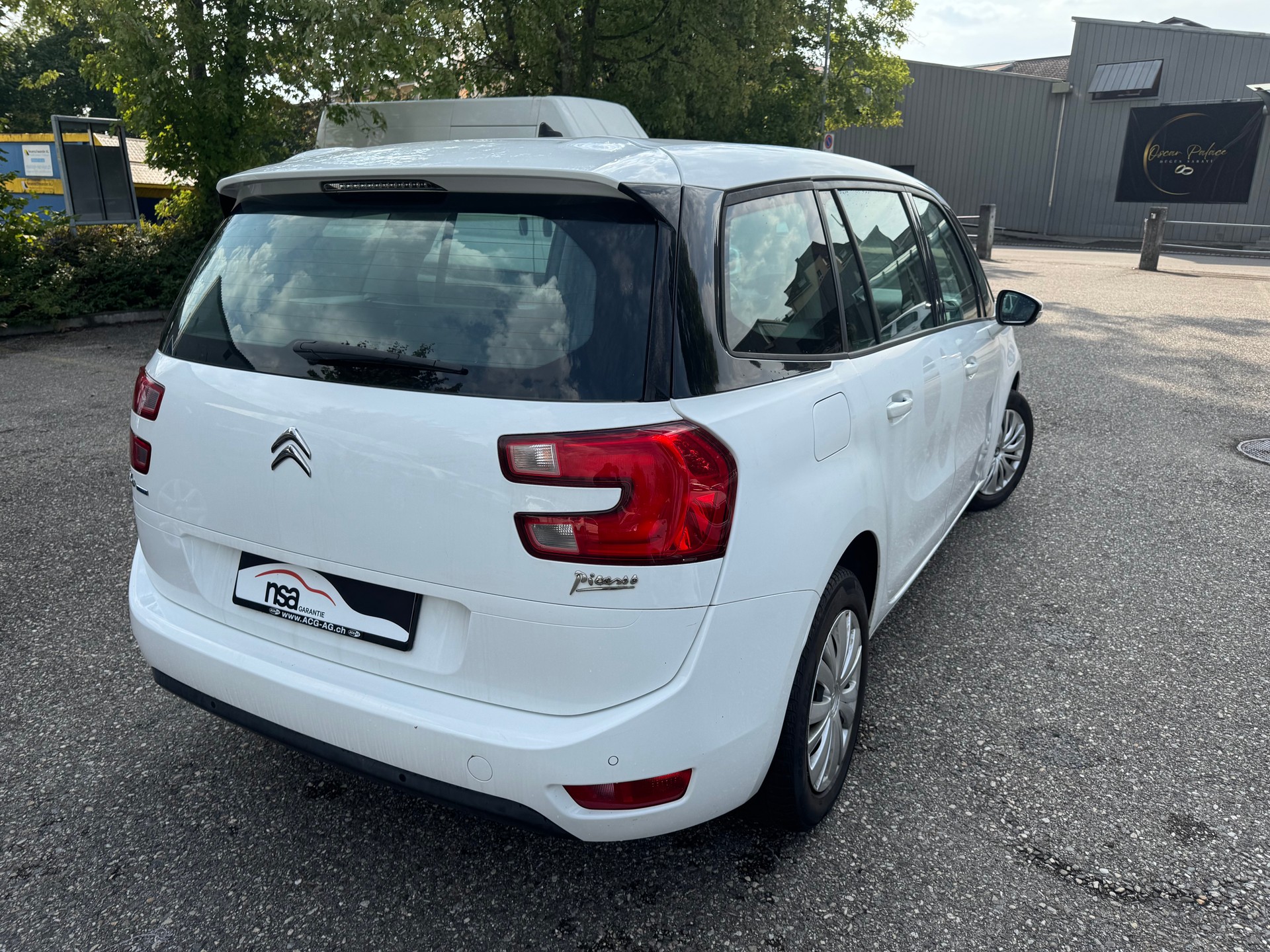 CITROEN Grand C4 Picasso 1.6 BlueHDi Séduction EAT6 * Teil-Leder * Navigation * Klima-auto * PDC H * Tempomat * Frisch Ab MFK-image-4
