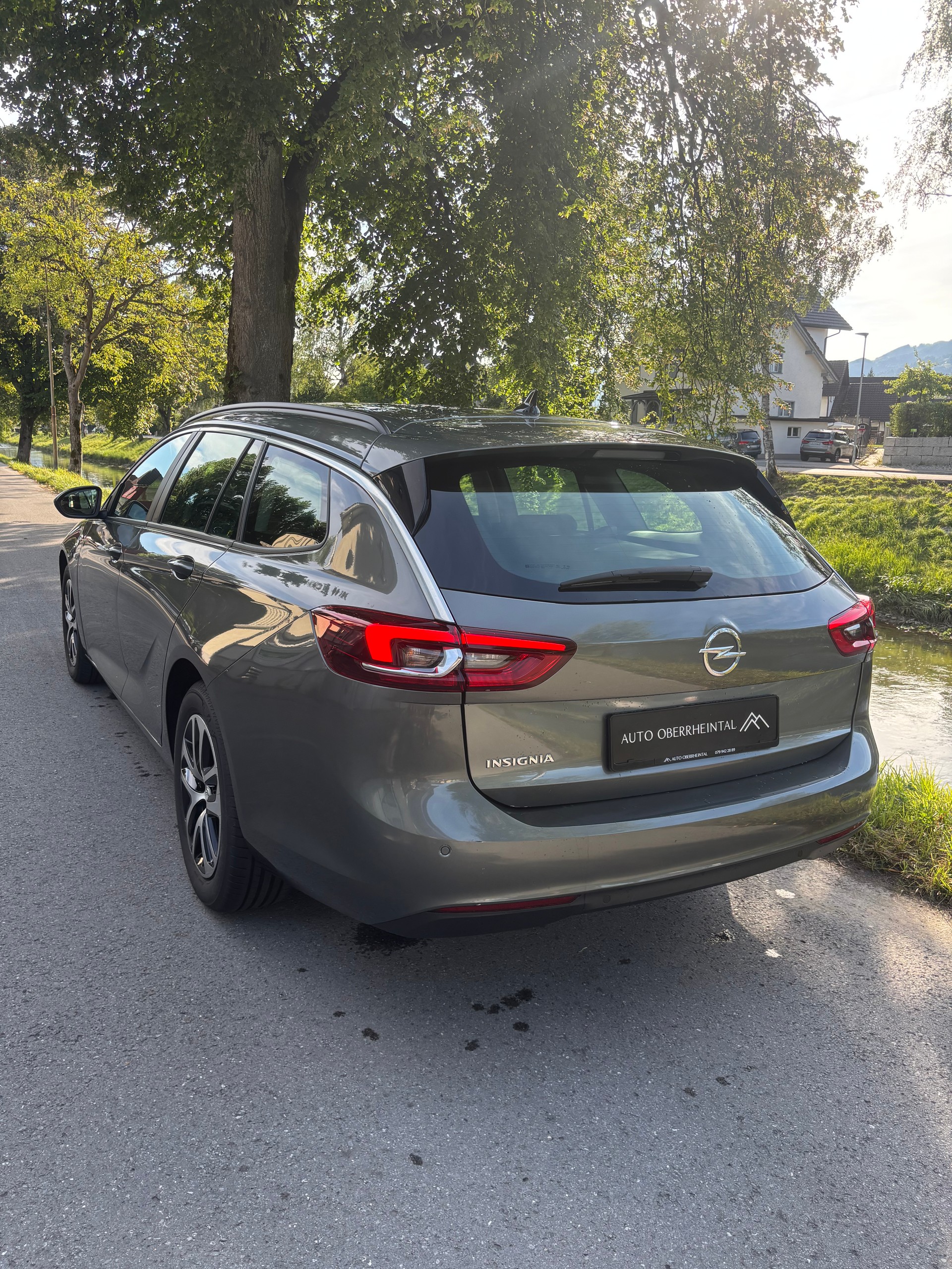 OPEL Insignia 1.5 T Sports Tourer Edition Automatic-image-6