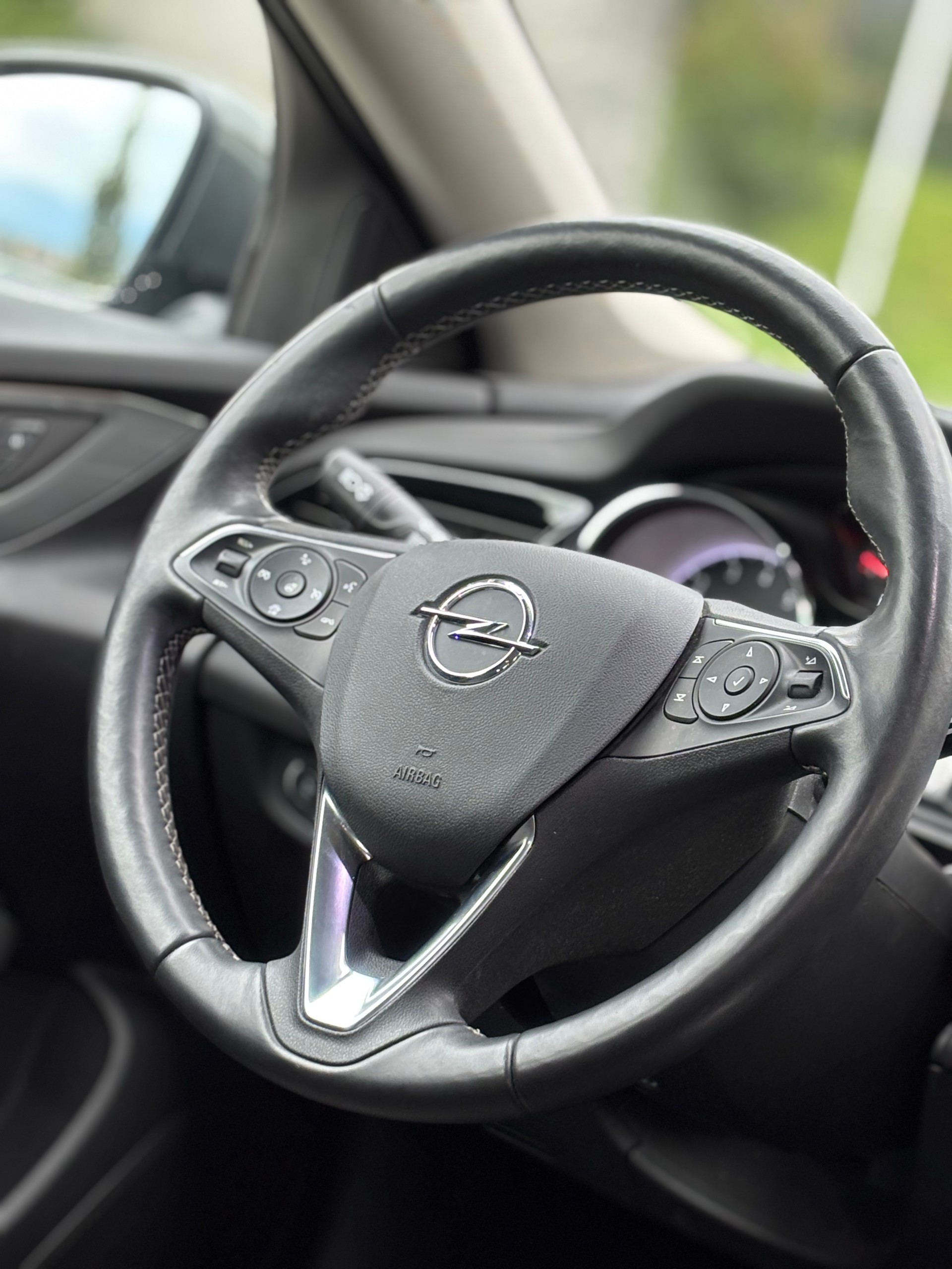OPEL Insignia 1.5 T Sports Tourer Edition Automatic-image-14