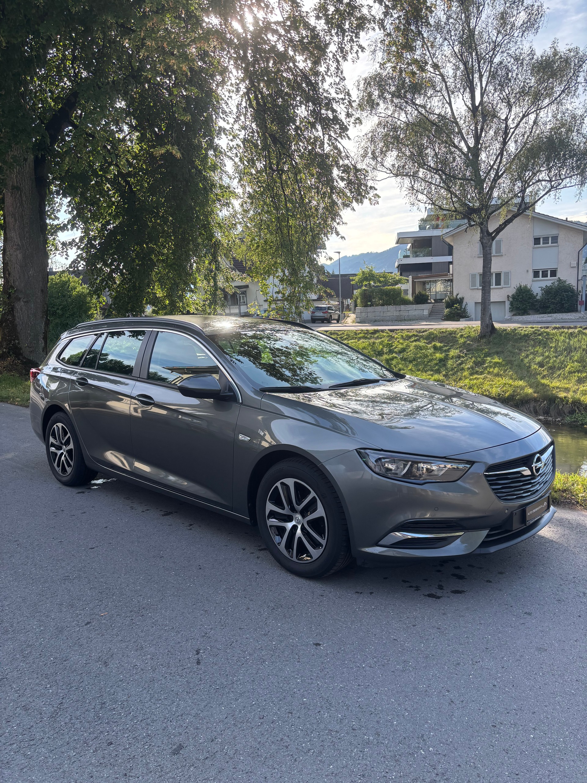 OPEL Insignia 1.5 T Sports Tourer Edition Automatic-image-11