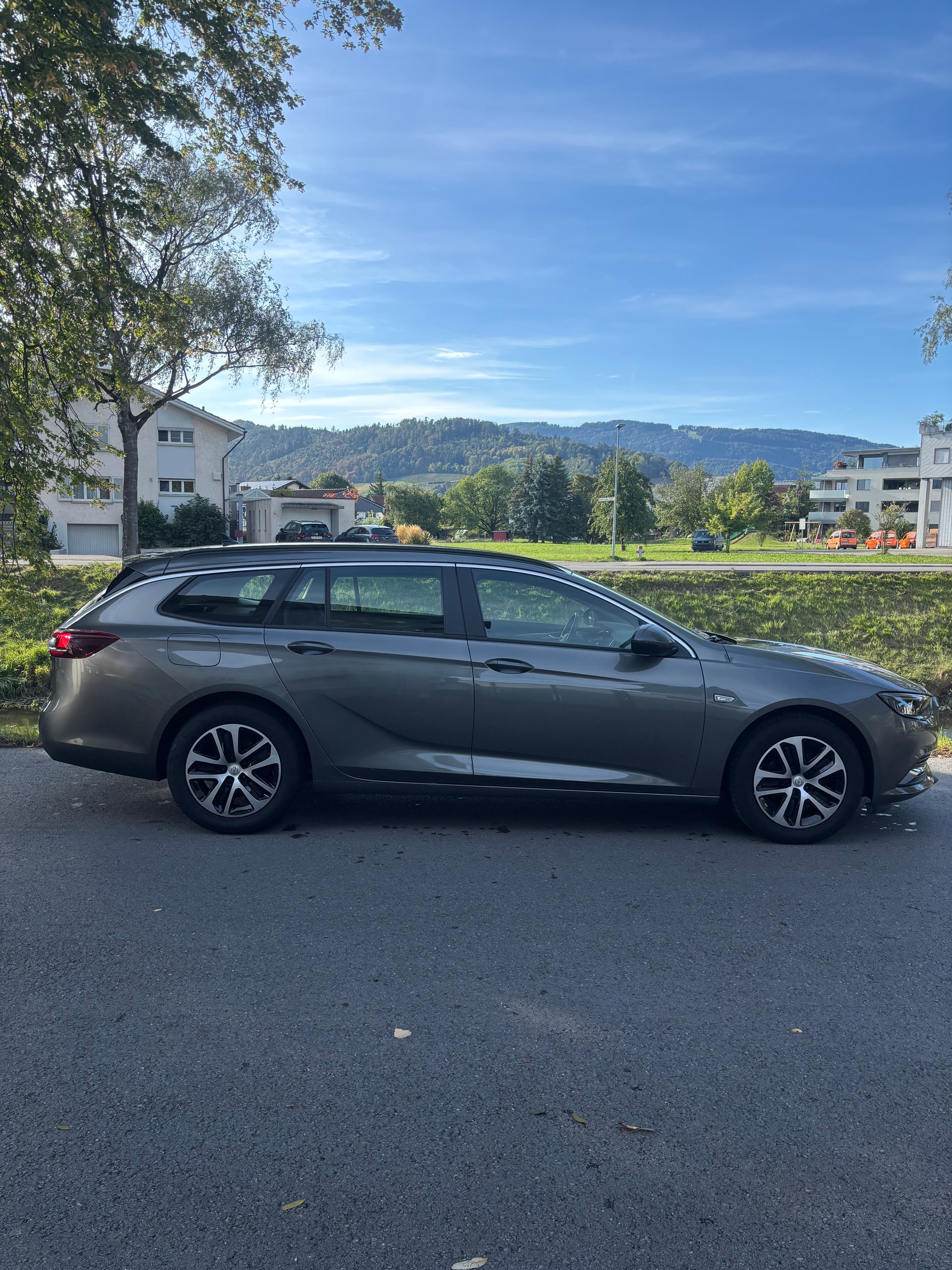 OPEL Insignia 1.5 T Sports Tourer Edition Automatic-image-10