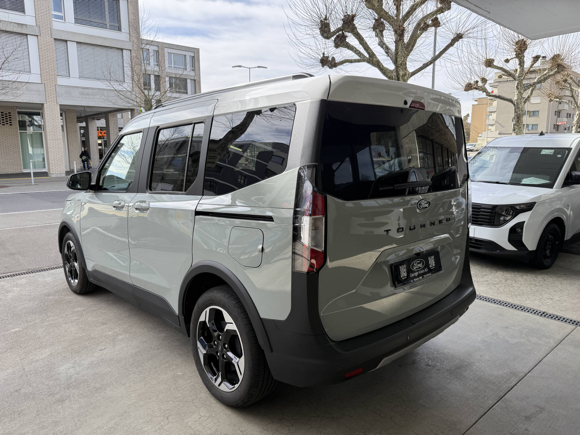 FORD TOURNEO COURIERier 1.0 EcoBoost Active-showroom-element-2