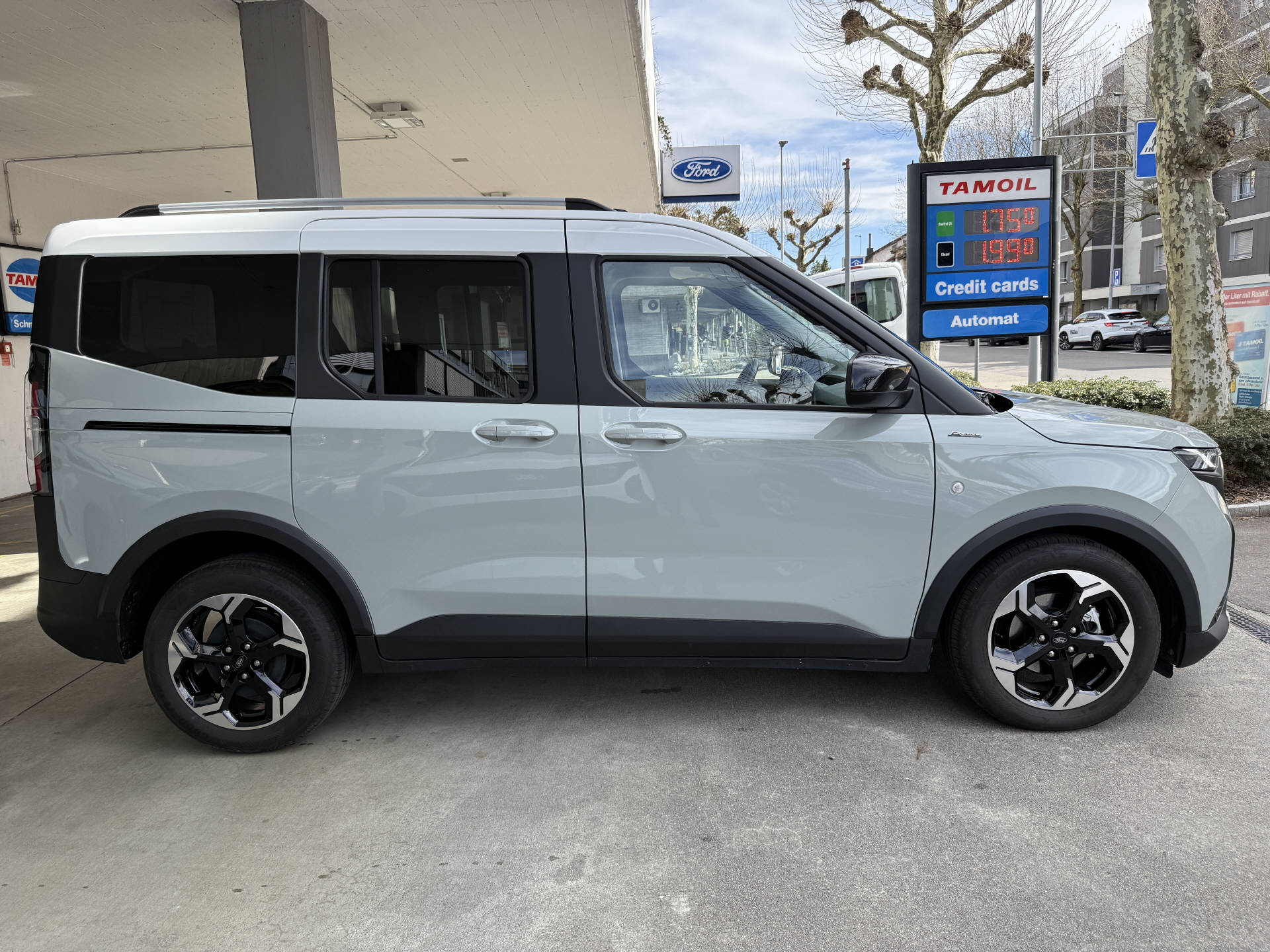FORD TOURNEO COURIERier 1.0 EcoBoost Active-image-4