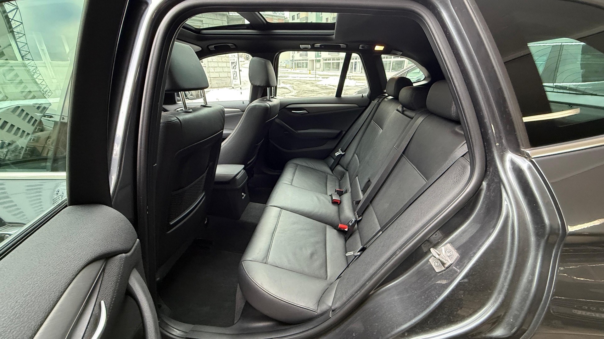 BMW X1 xDrive 28i xLine Steptronic-image-6