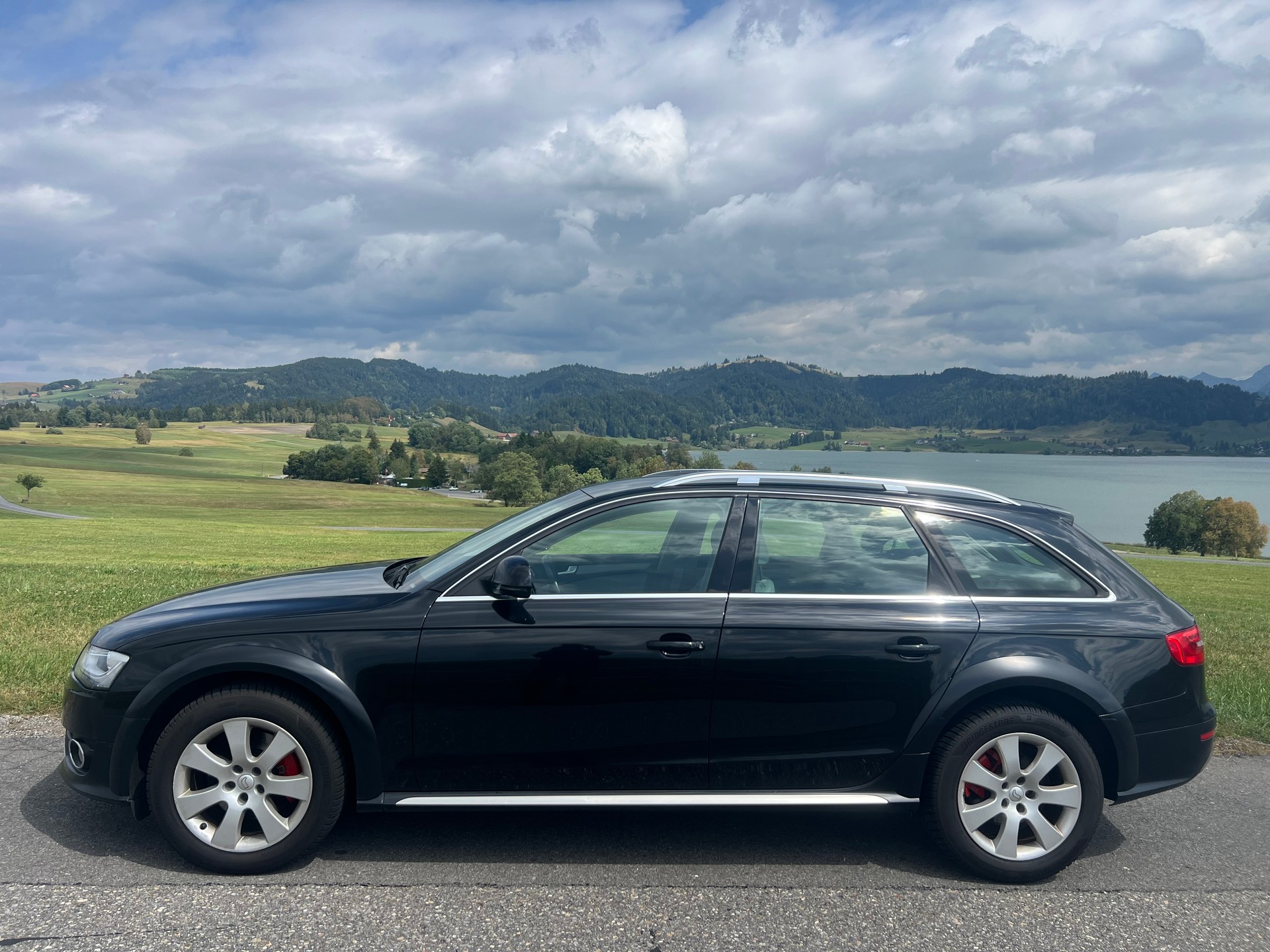 AUDI A4 allroad 3.0 TDI quattro S-tronic-image-2