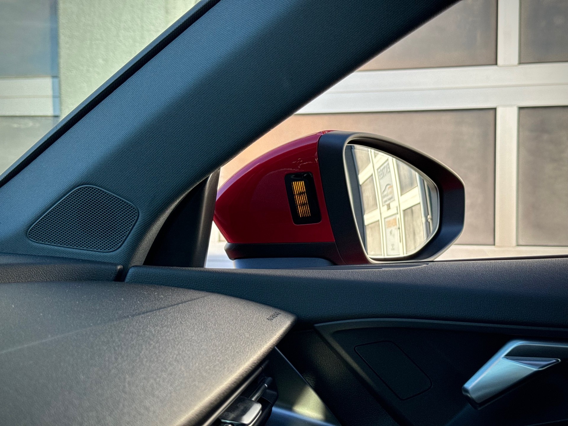 AUDI A3 Sportback 35 TFSI S-tronic - Véhicule Suisse (CH)-image-6