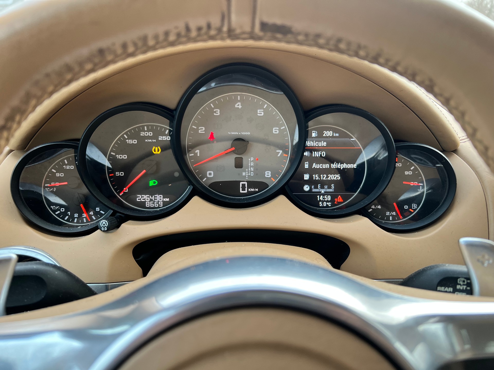 PORSCHE Cayenne S-image-8