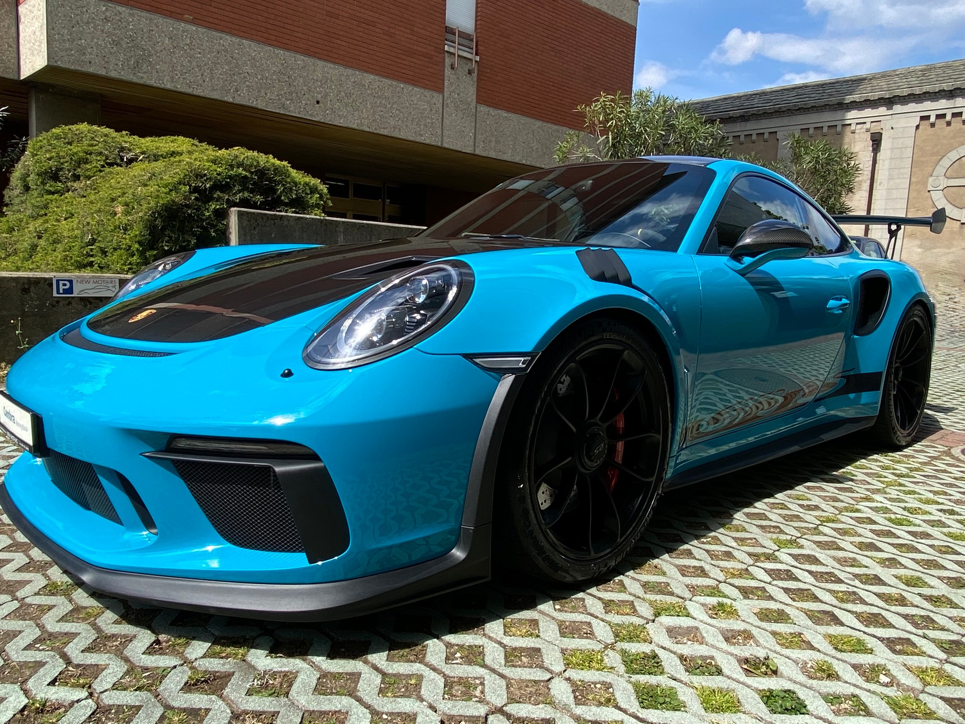 PORSCHE 911 GT3 RS PDK-image-2