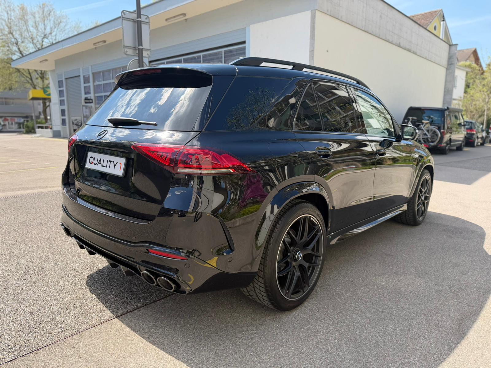 MERCEDES-BENZ GLE 53 AMG 4Matic+ 9G-Speedshift-showroom-element-2