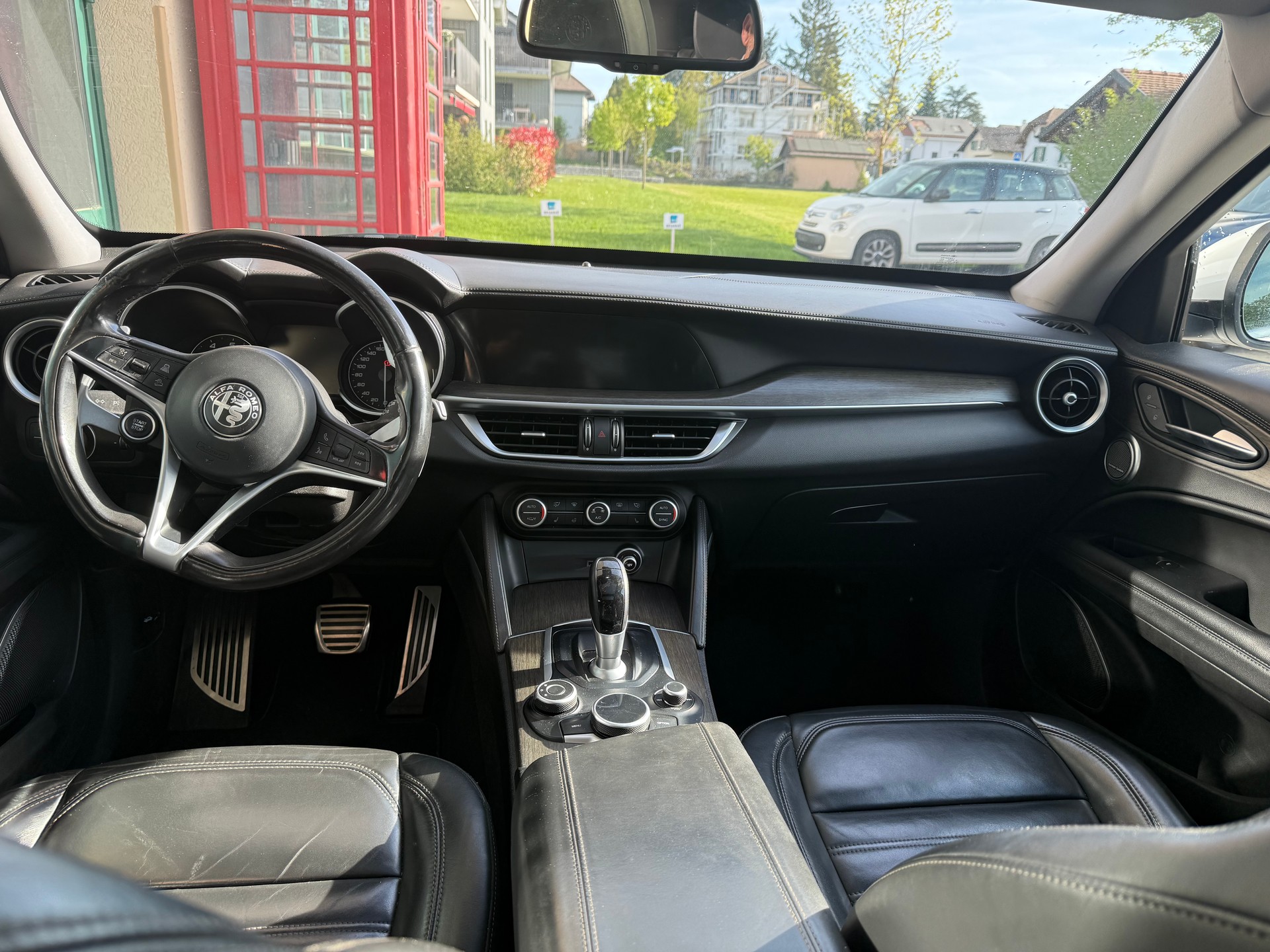ALFA ROMEO Stelvio 2.0 Executive Q4 Automatic-image-5