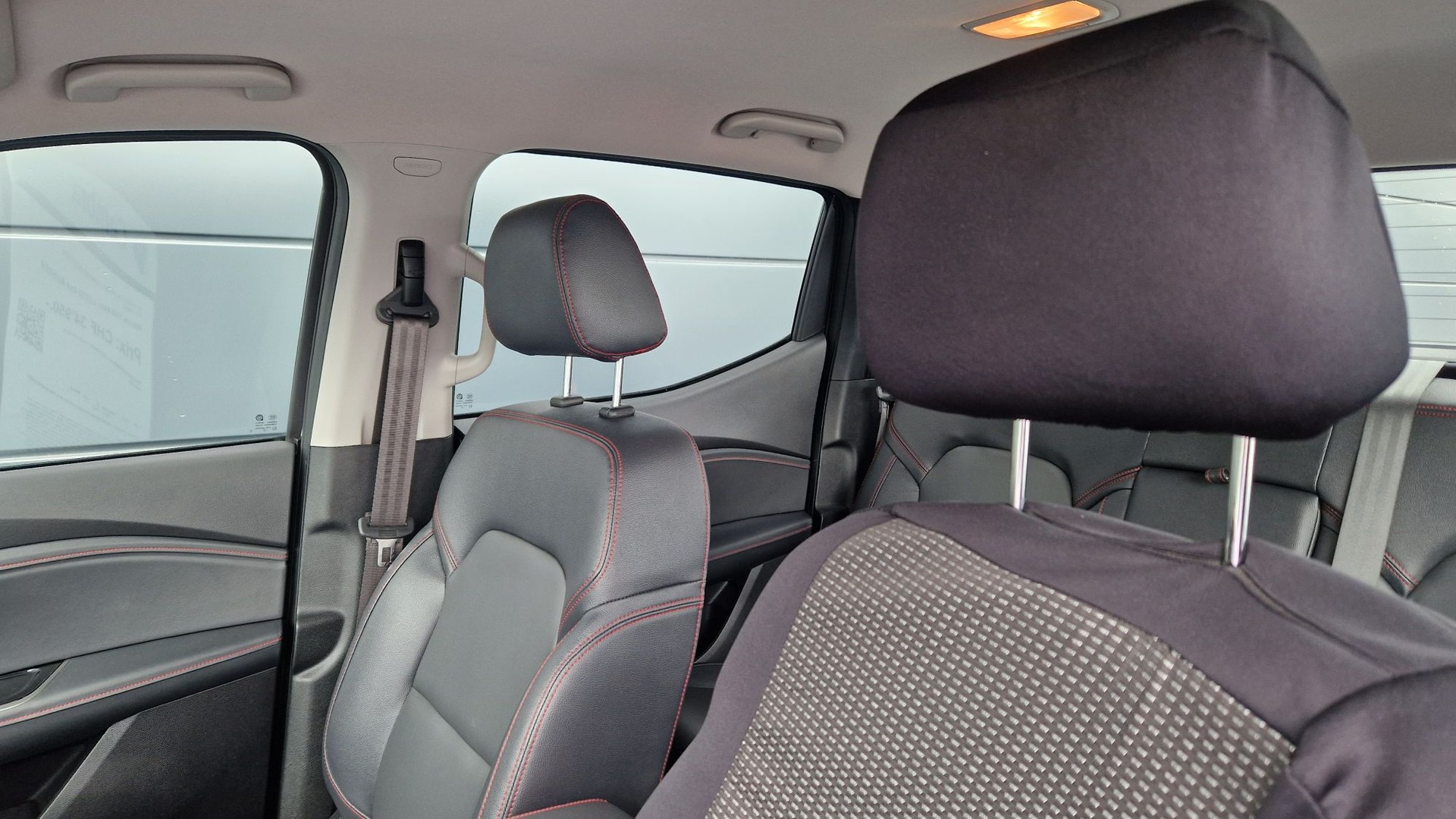 MAXUS T60 Max 2.0TDI 4x4 Autom Luxury-image-6