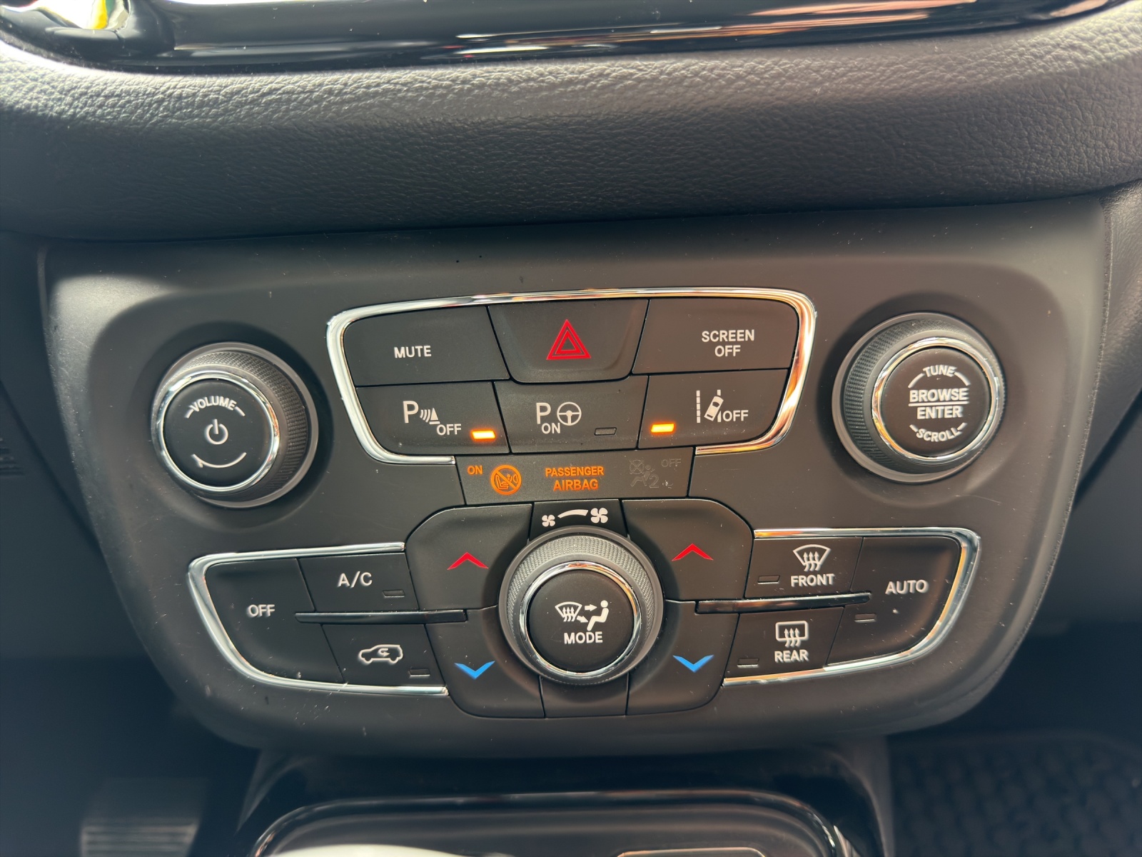JEEP Compass 1.4 MultiAir Limited AWD-image-10