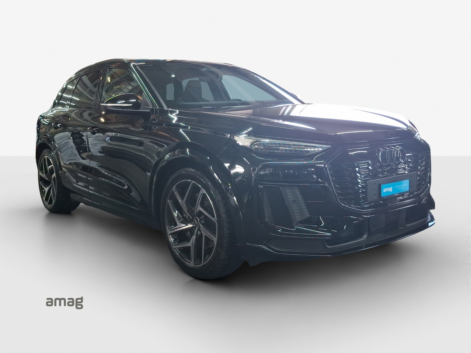 AUDI SQ6 e-tron quattro-image-5