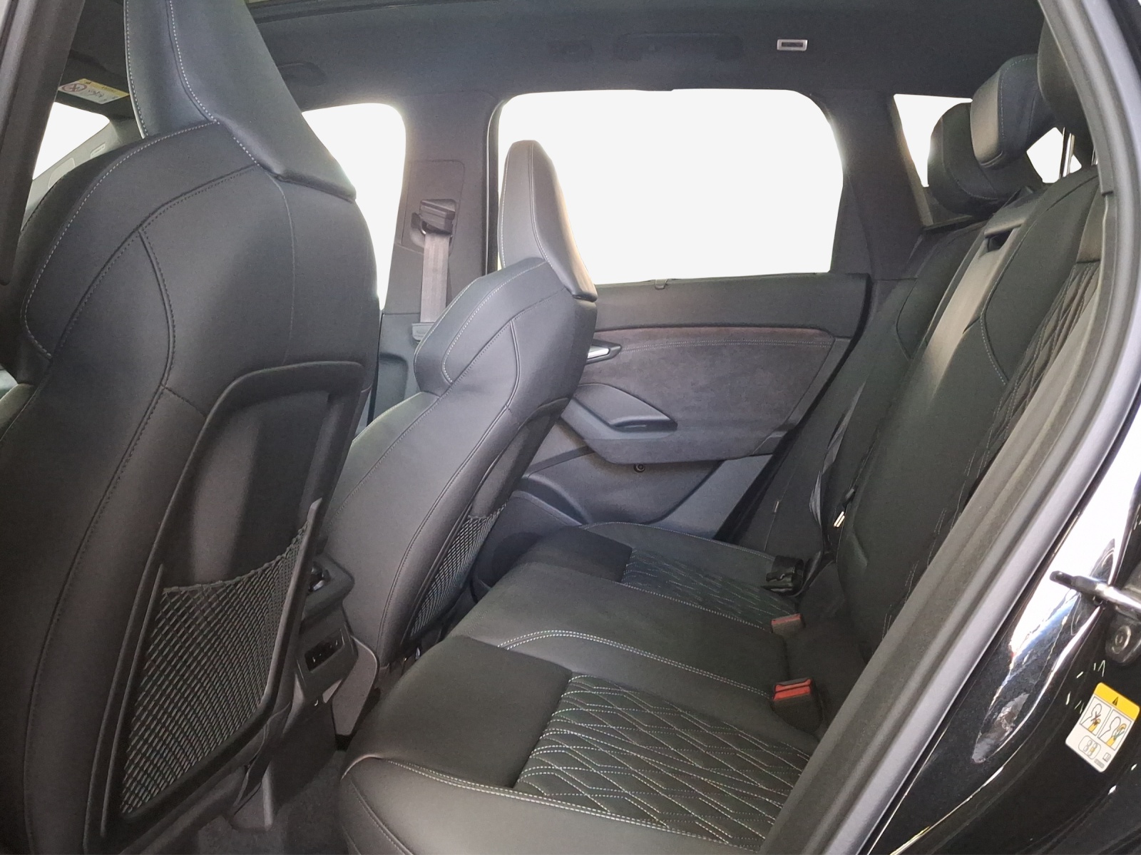 AUDI SQ6 e-tron quattro-image-11