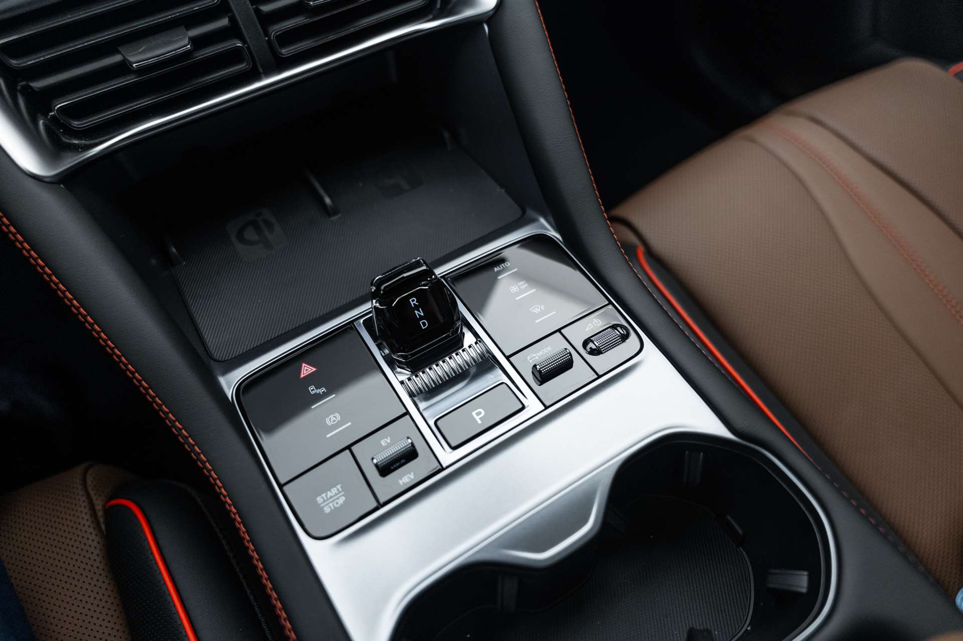 BYD Seal U DM-i PHEV Design AWD 324PS Automat-image-26