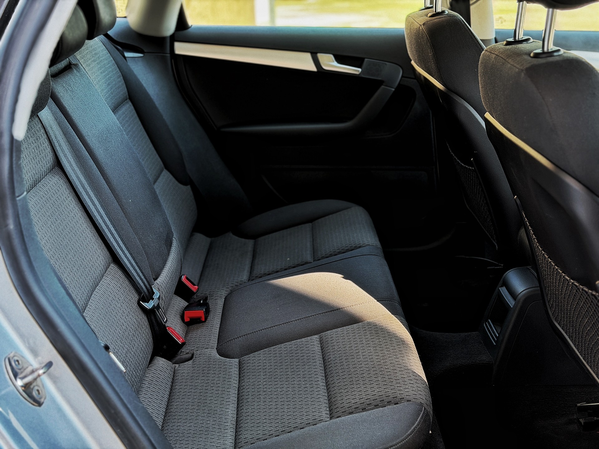 AUDI A3 Sportback 2.0 TFSI Ambition quattro S-tronic-image-17