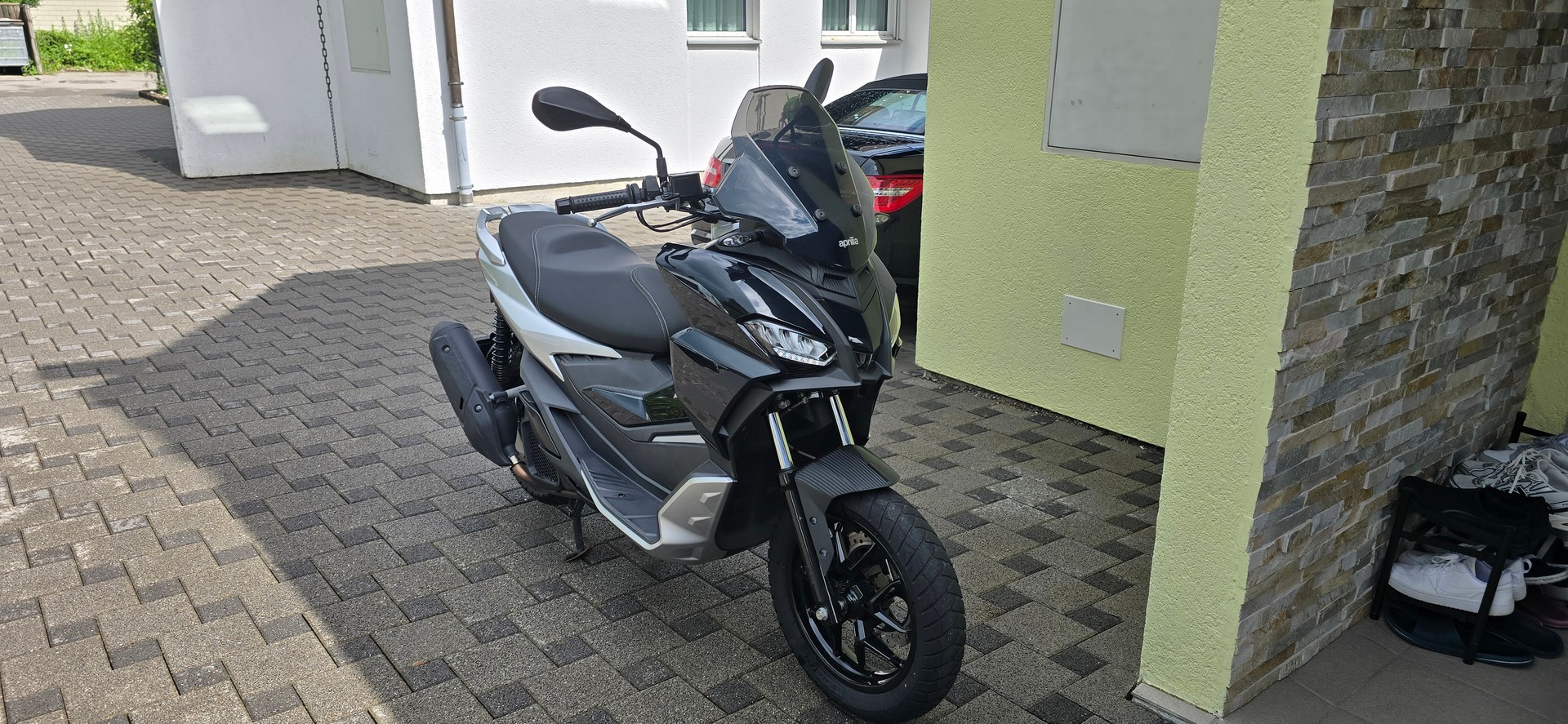 APRILIA SR 125 GT ABS-image-9