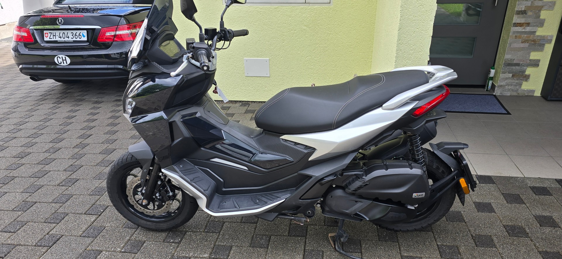 APRILIA SR 125 GT ABS-image-6