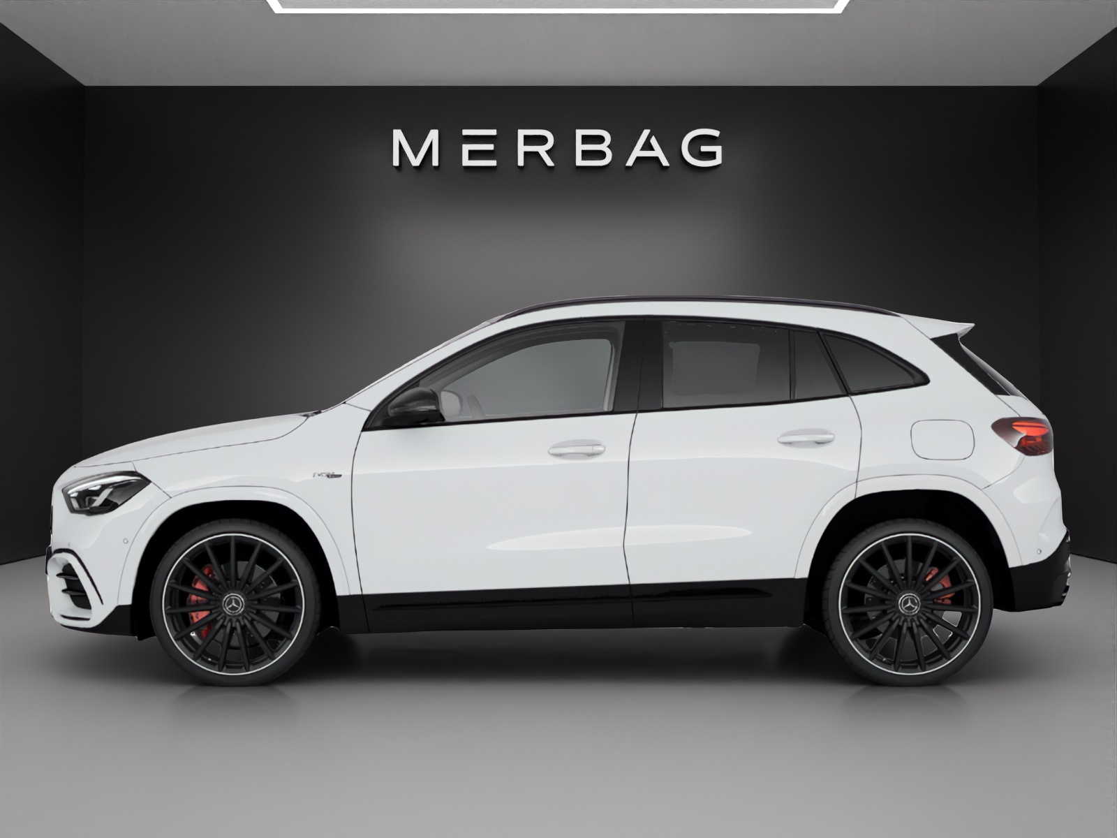 MERCEDES-BENZ GLA AMG 35 4Matic 8G-DCT-image-4