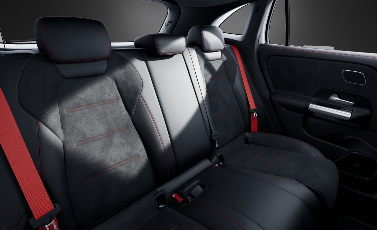 MERCEDES-BENZ GLA AMG 35 4Matic 8G-DCT-image-9