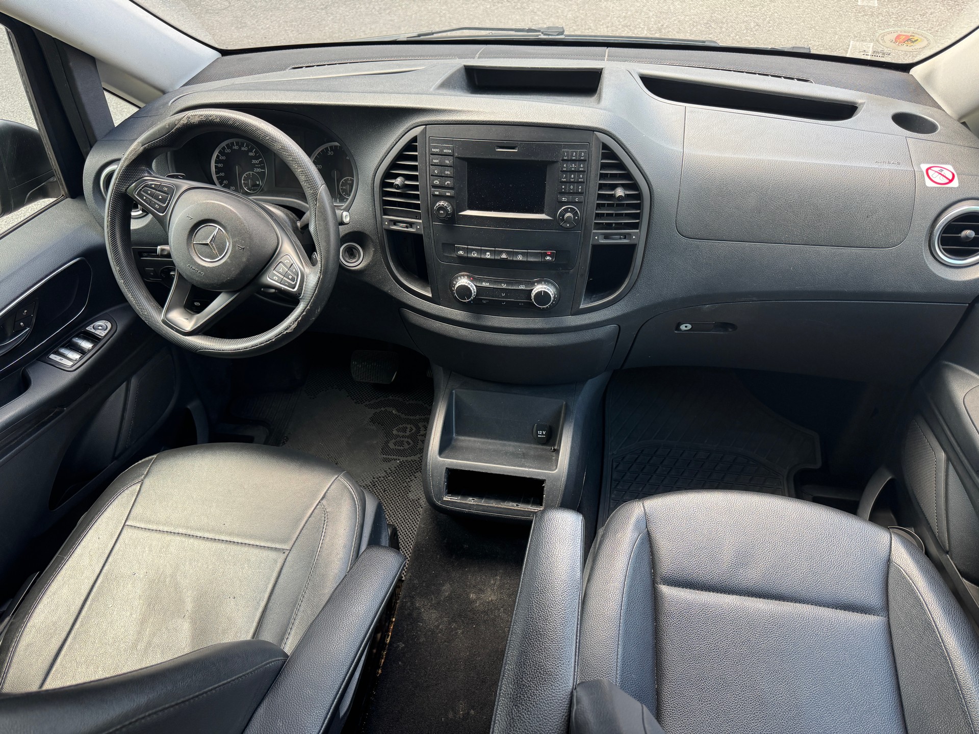MERCEDES-BENZ Vito 119 BlueTEC Tourer Select L 4Matic 7G-Tronic-image-10