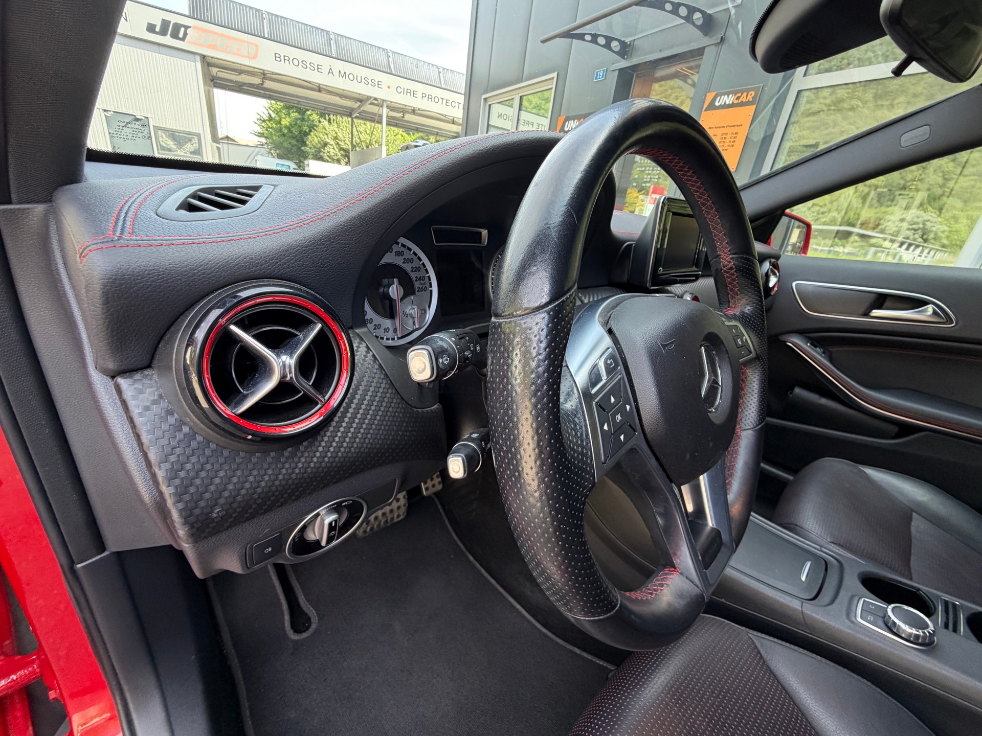 MERCEDES-BENZ A 250 Sport 7G-DCT-image-10