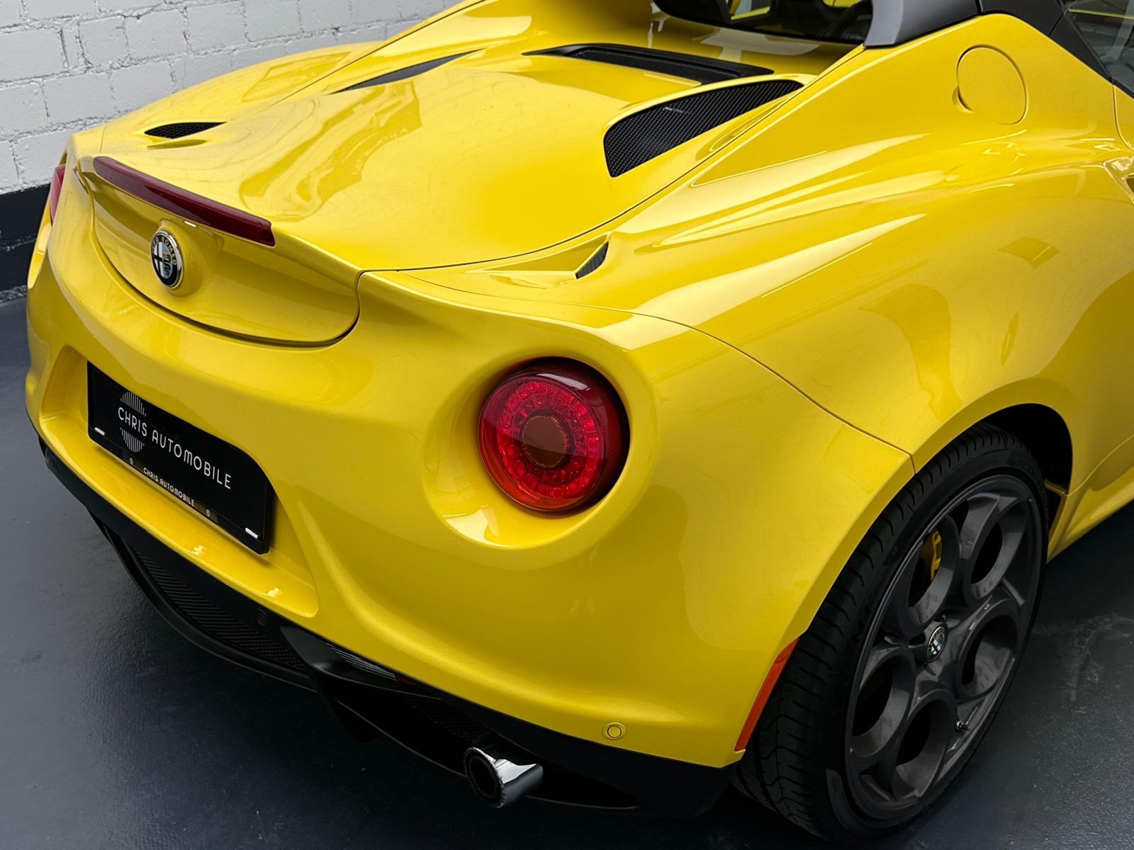 ALFA ROMEO 4C Spider 1750 TBi TCT-image-14