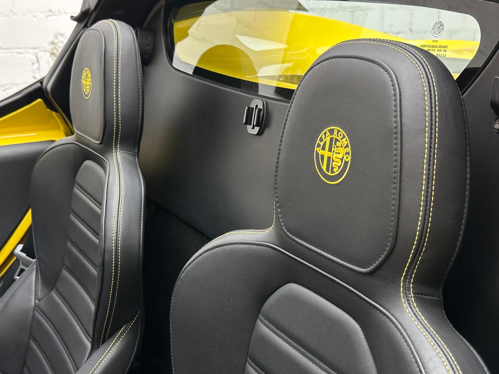 ALFA ROMEO 4C Spider 1750 TBi TCT-image-18