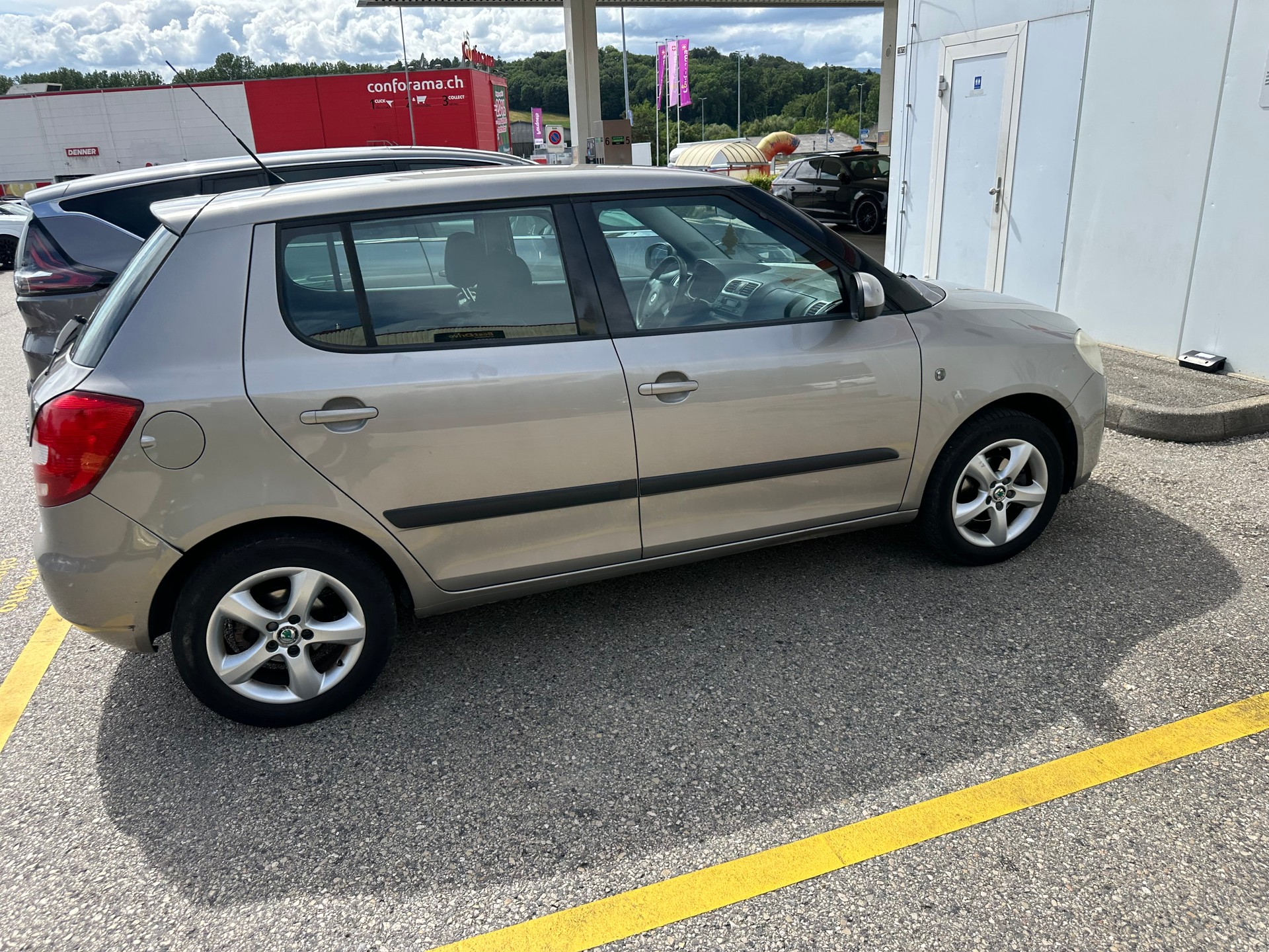 SKODA Fabia 1.4 TDI Classic-image-9