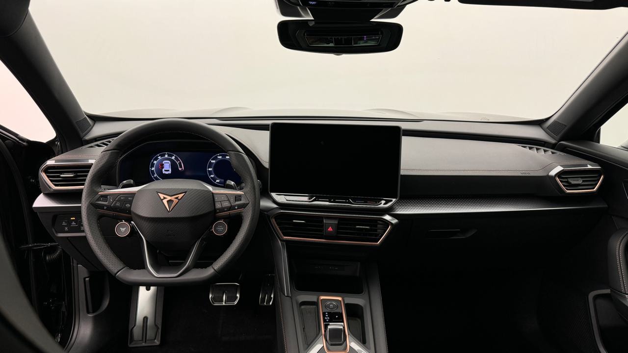CUPRA Formentor 2.0TSI VZ Black Edtion-image-5
