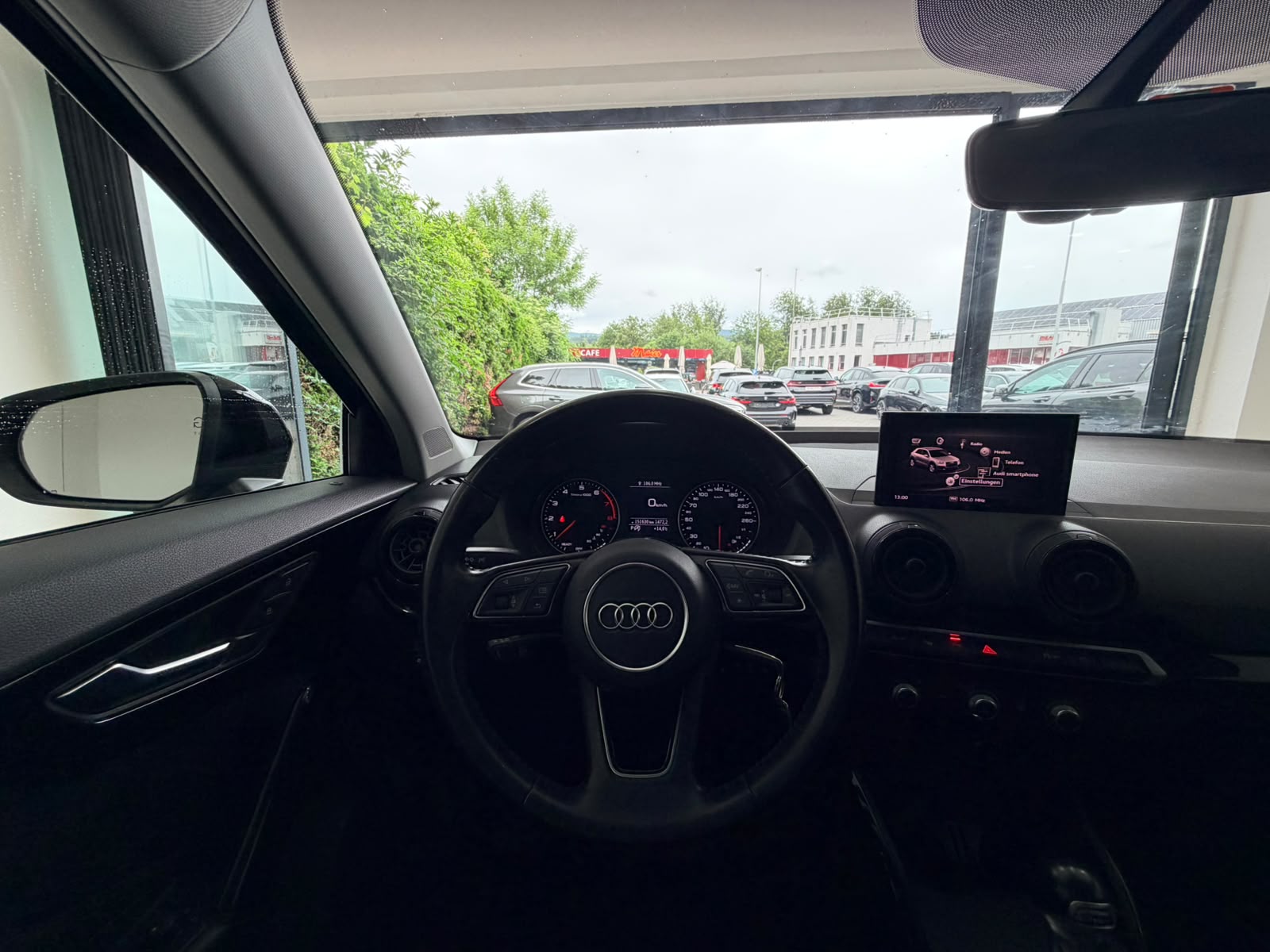 AUDI Q2 1.4 TFSI sport S-tronic-image-9