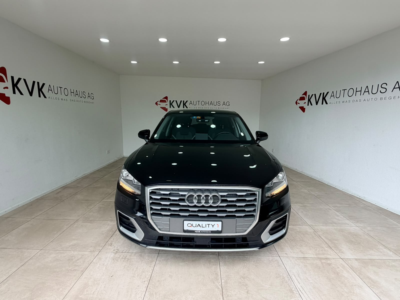 AUDI Q2 1.4 TFSI sport S-tronic-showroom-element-2
