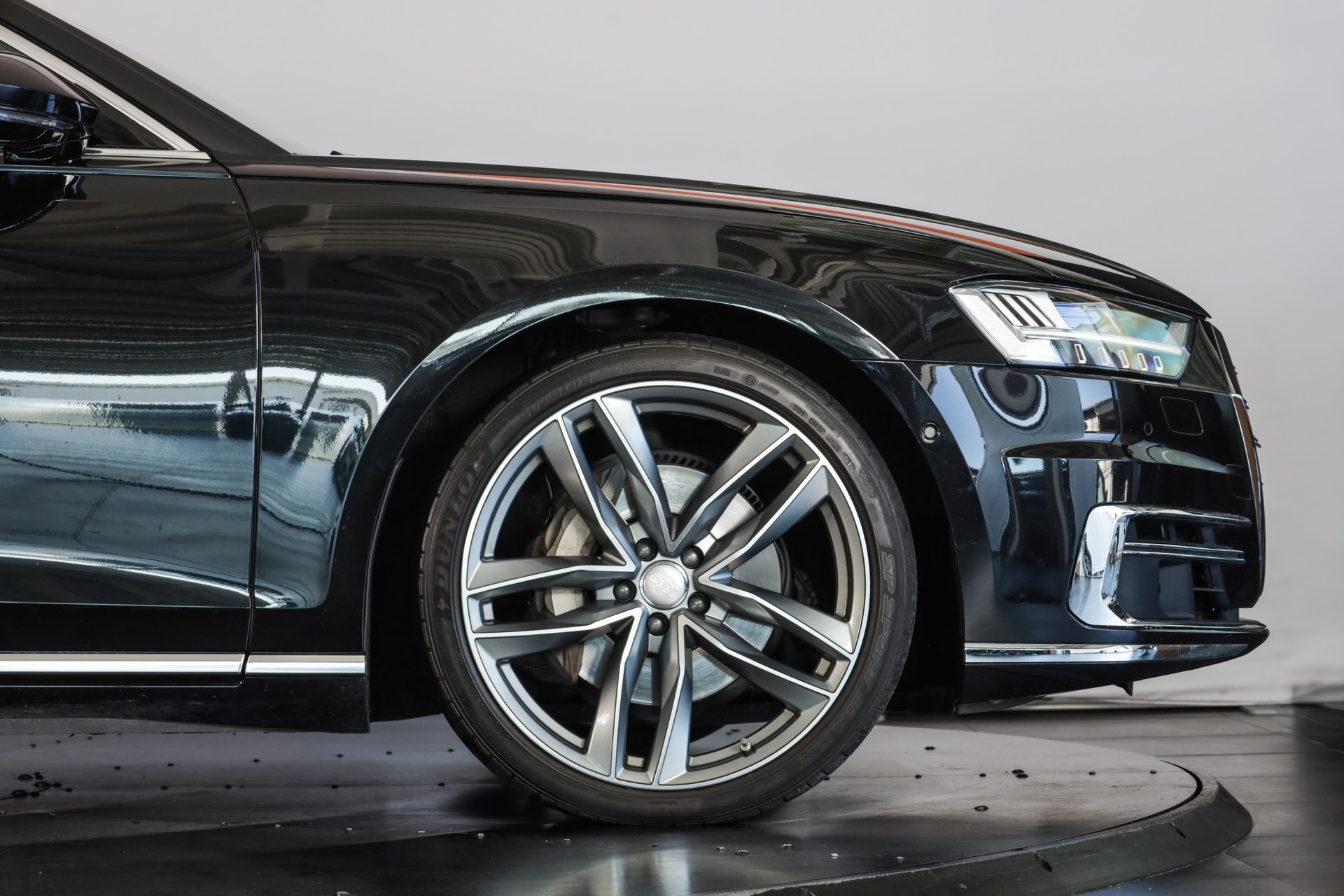 AUDI A8 50 TDI quattro tiptronic-image-5