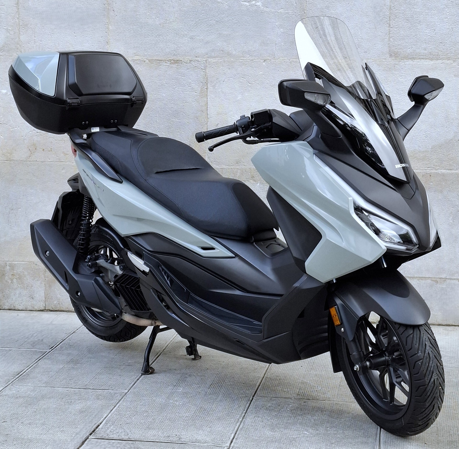 HONDA Nss 125 Forza Smart TopBox-image-1