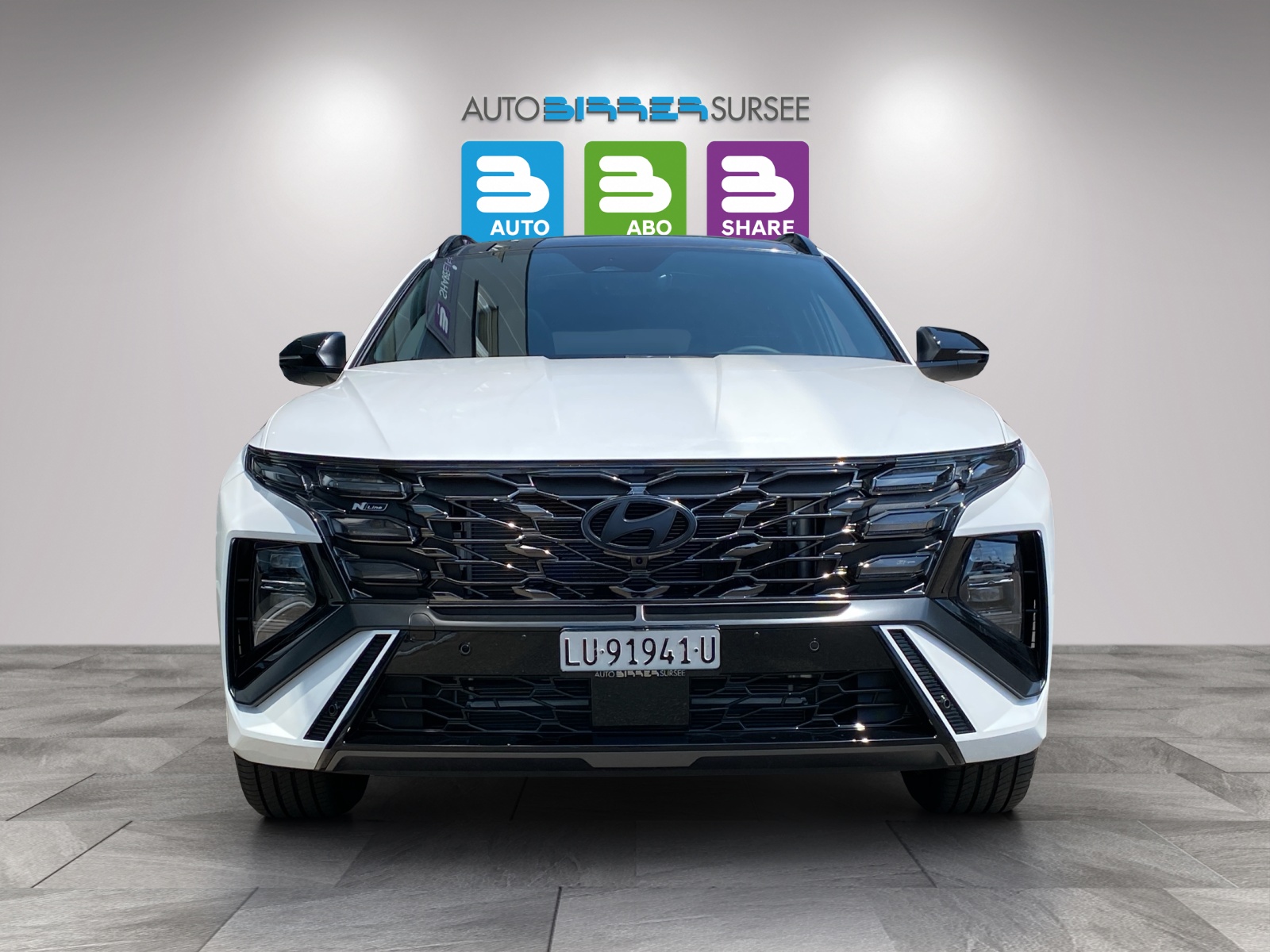 HYUNDAI Tucson 1.6 T-GDi HEV N-Line 4WD-showroom-element-1