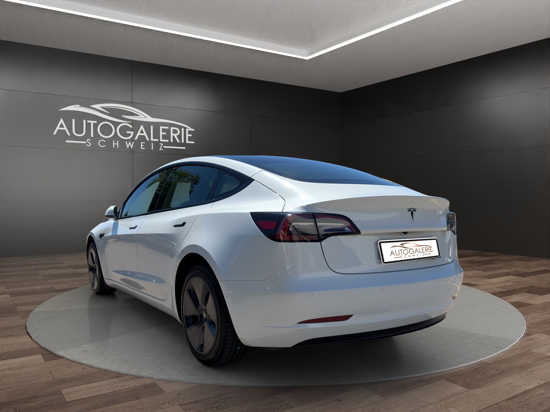 TESLA Model 3 | CH Fahrzeug | Erstbesitz | TOP Gepflegt | Enhanced Autopilot |-showroom-element-3