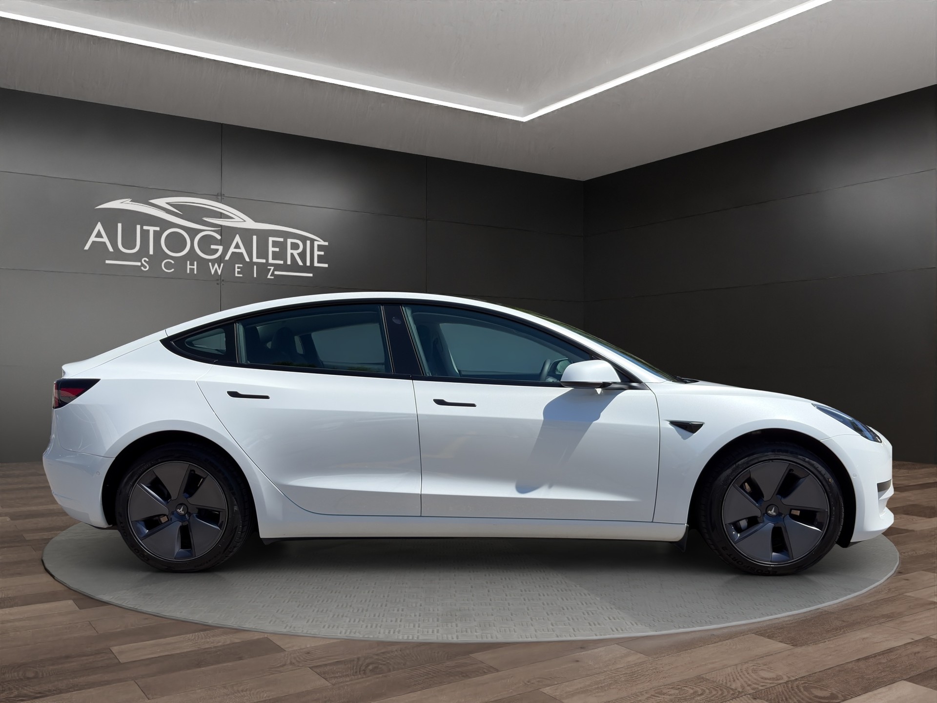 TESLA Model 3 | CH Fahrzeug | Erstbesitz | TOP Gepflegt | Enhanced Autopilot |-image-5